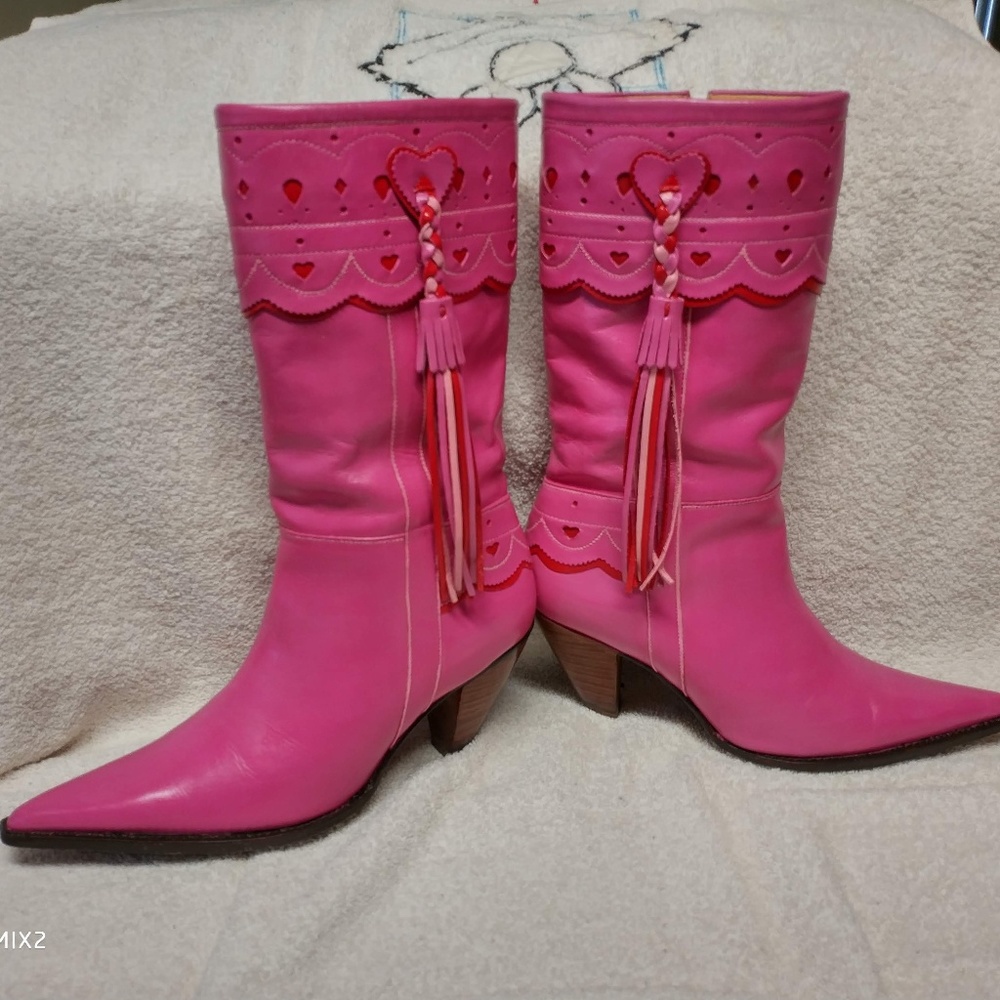 Pink Charlie 1 Horse/Lucchese Boots